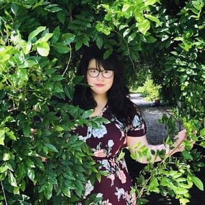 Meet your Posher, Laina